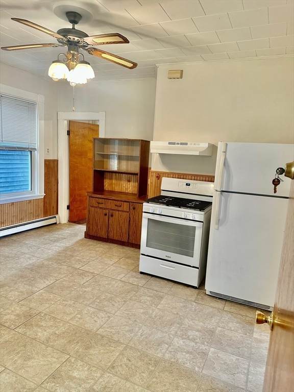 202 Washington St - Photo 1
