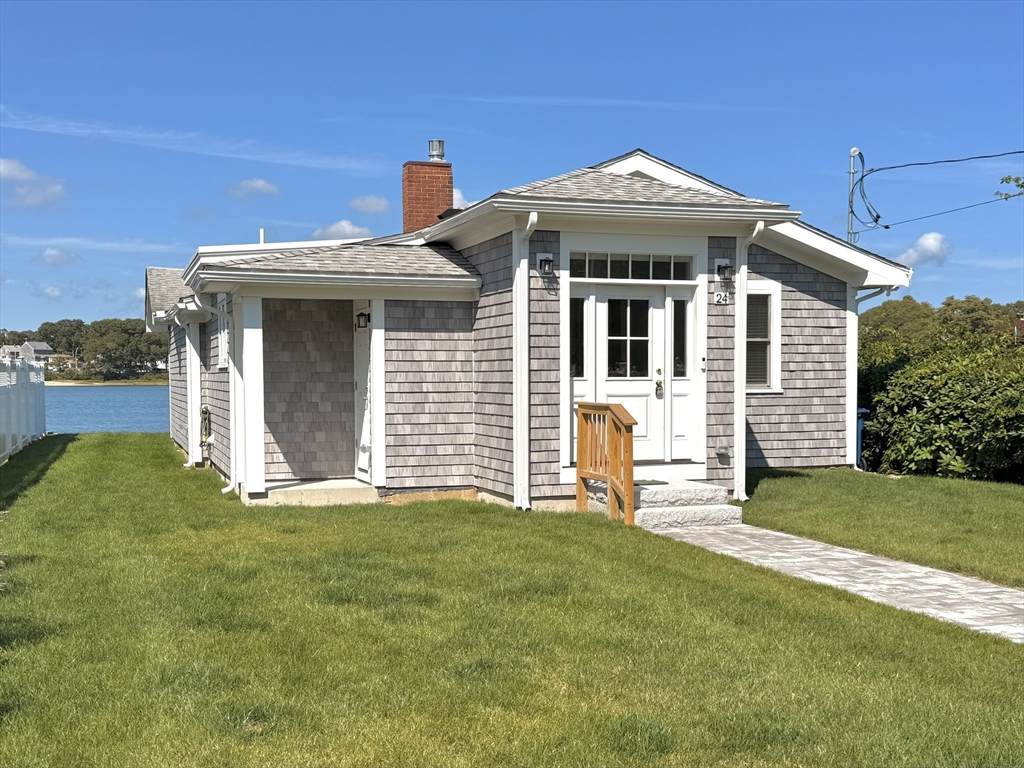 24 Cove St - Photo 1