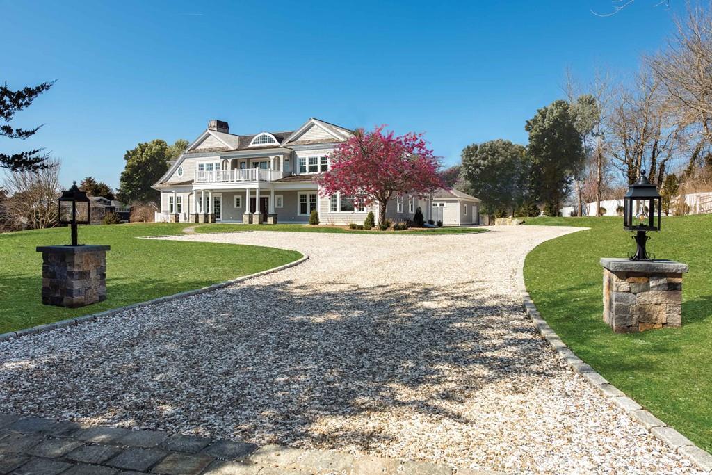 28 Oyster Pond Ln - Photo 1