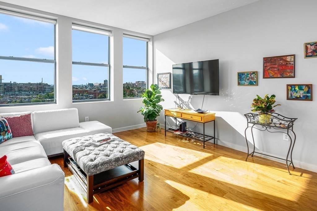 285 Columbus Ave - Photo 1