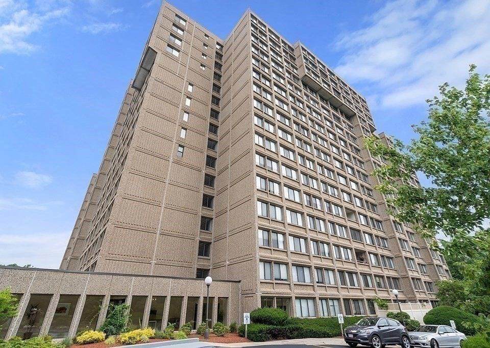 250 Hammond Pond Parkway - Photo 1