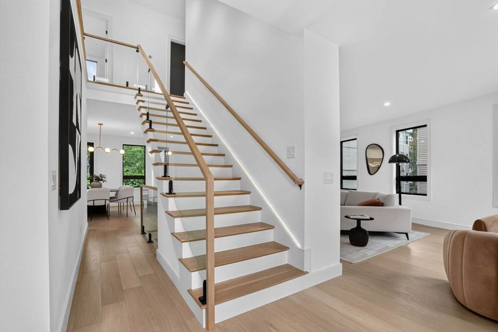 24 Newell St - Photo 1