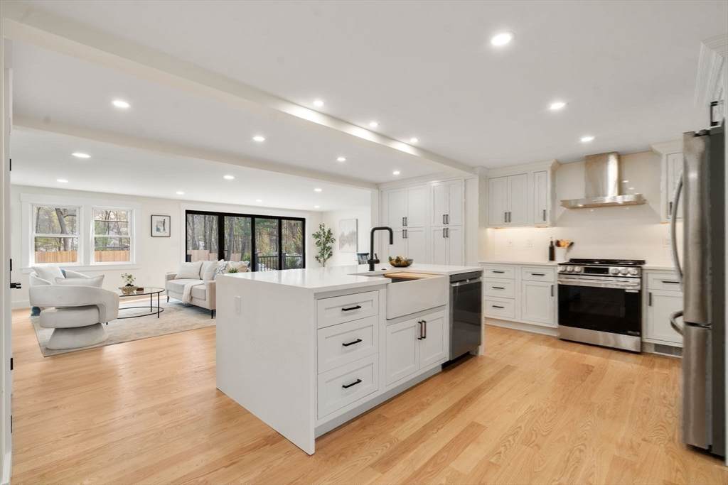 30 Oakridge Ave - Photo 1