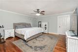 306 Thornton Place - Photo 17