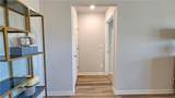 8142 Sprayberry Circle - Photo 15