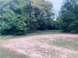 1510 Northview Drive - Photo 2