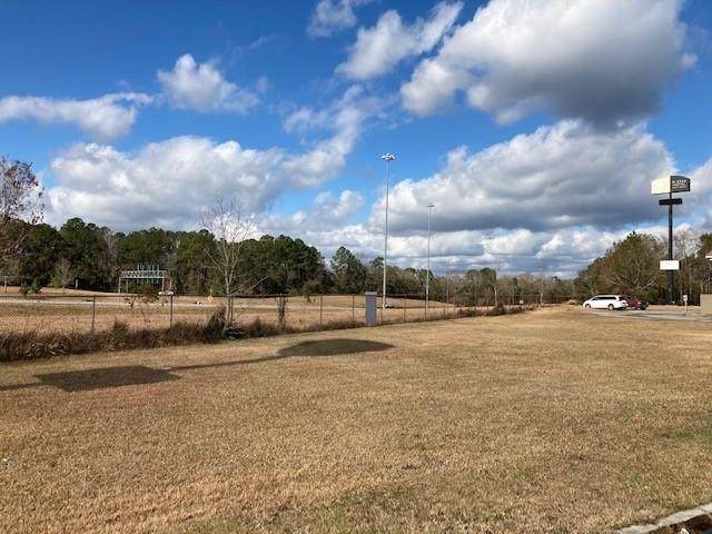 370 Lee Street - Photo 1