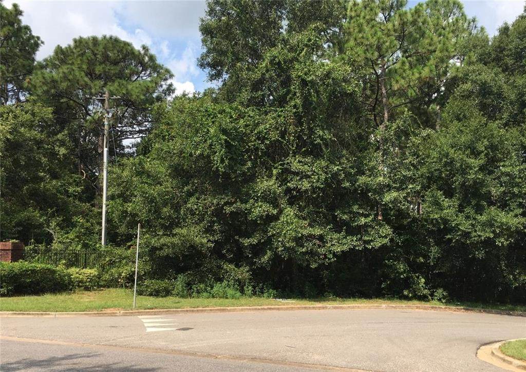 1440 Hillcrest Road - Photo 1