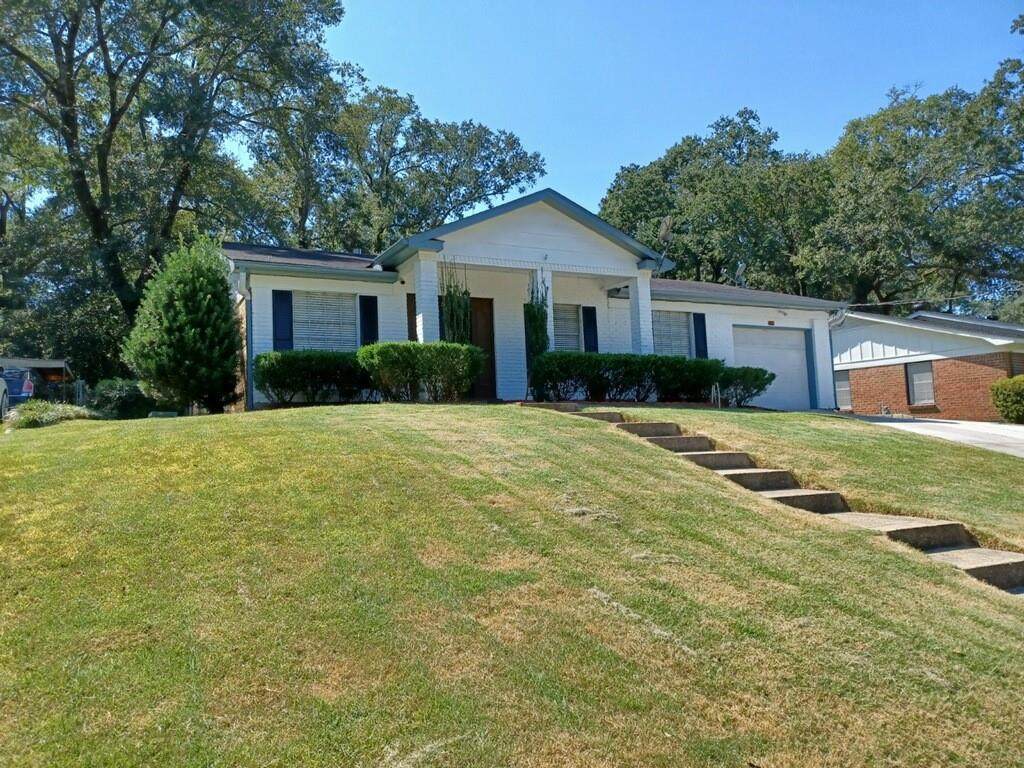 574 Markham Drive - Photo 1