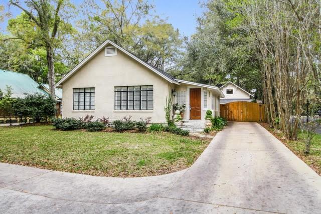 655 Fairhope Avenue - Photo 1
