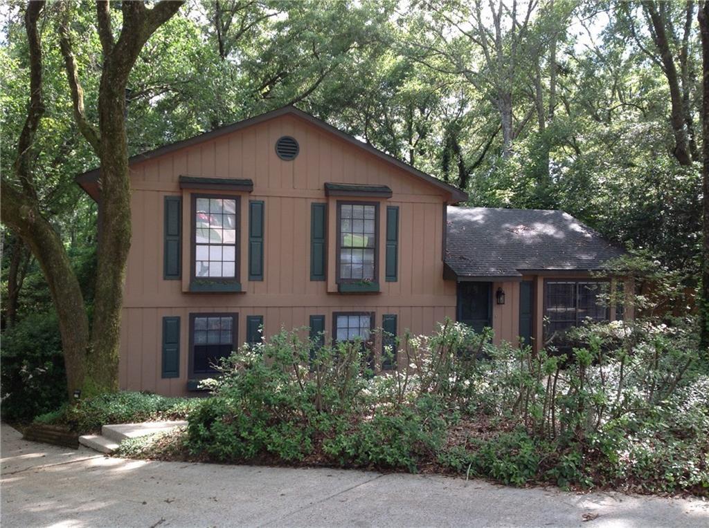 6709 Thoroughbred Court - Photo 1