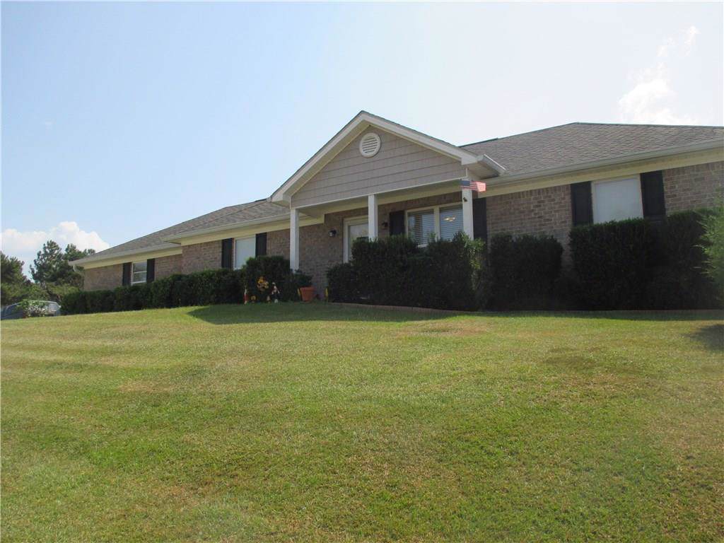 9461 Hunters Way Drive - Photo 1