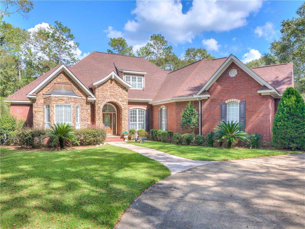 12240 Dogwood Circle - Photo 1
