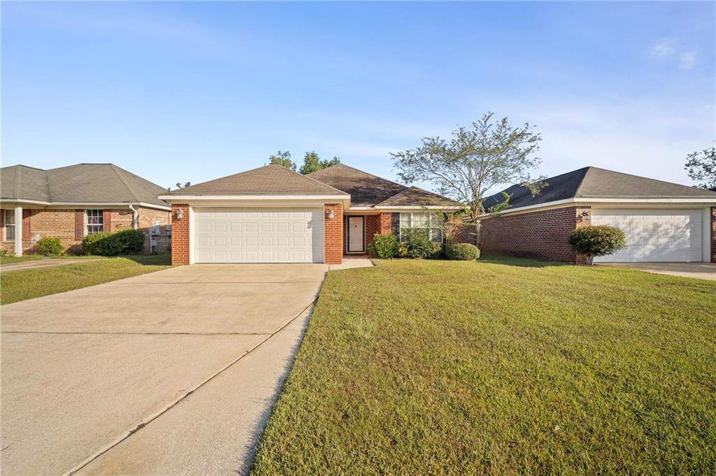 8402 Oak Pointe Court - Photo 1