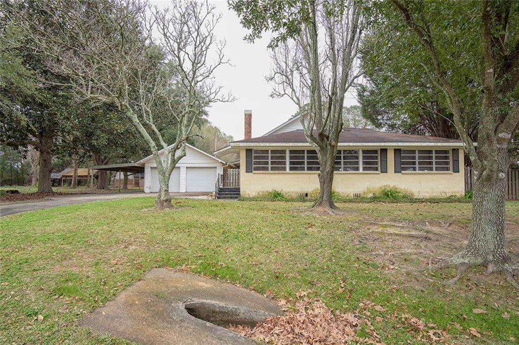 520 Greeno Road - Photo 1