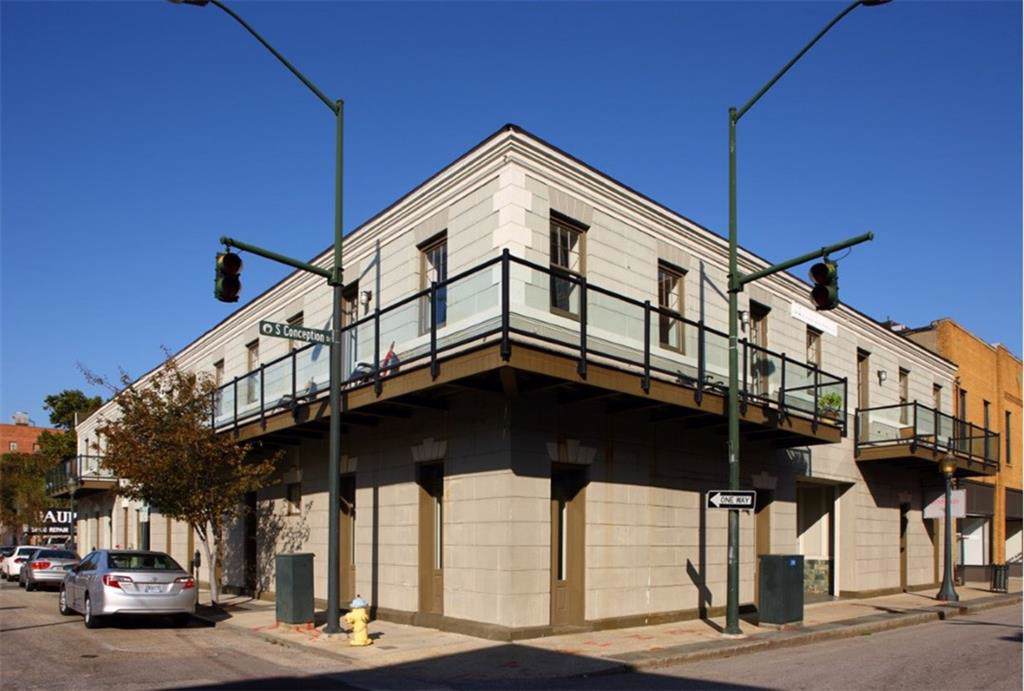 204 Conti Street - Photo 1