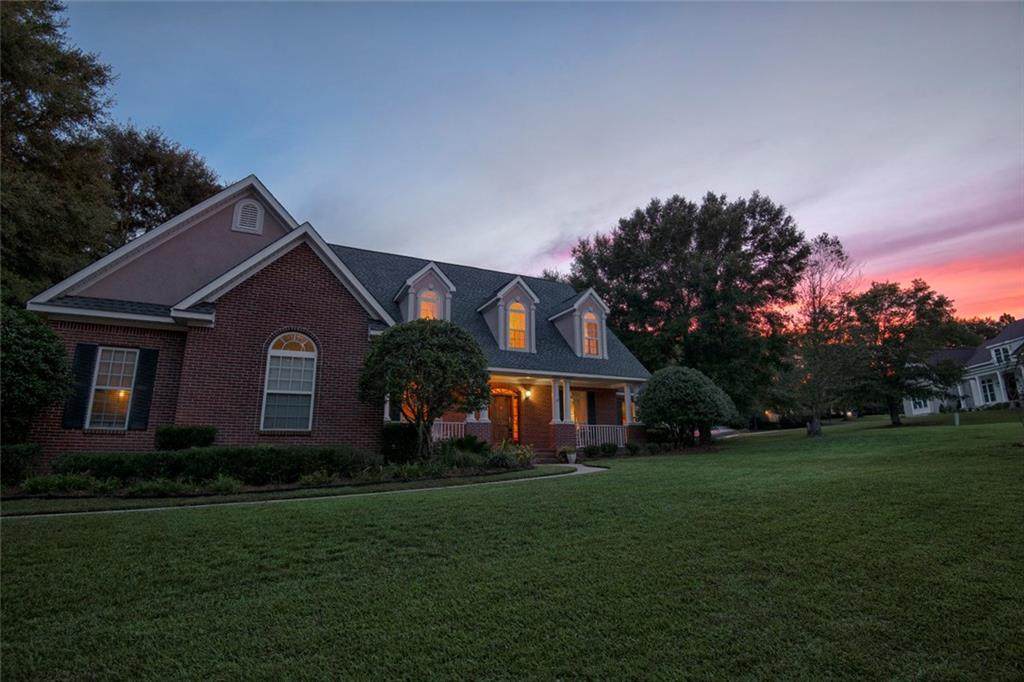 102 Pebble Court - Photo 1