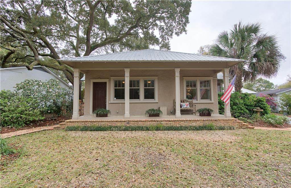 104 Cliff Drive - Photo 1