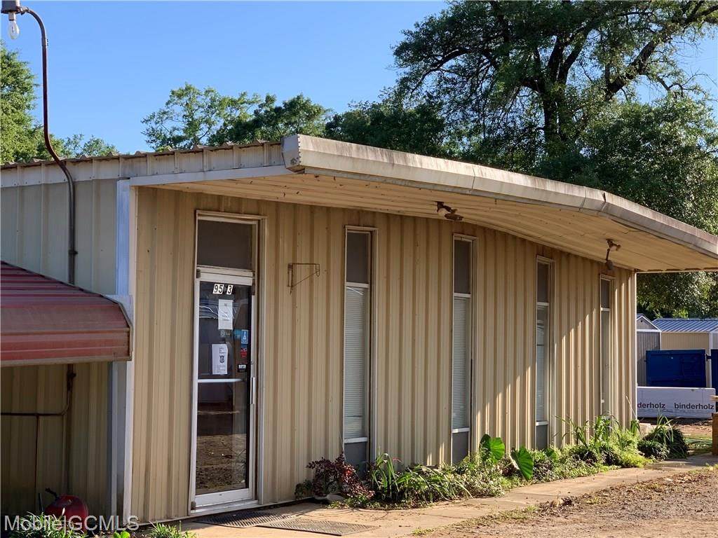 9513 Sailor Road - Photo 1