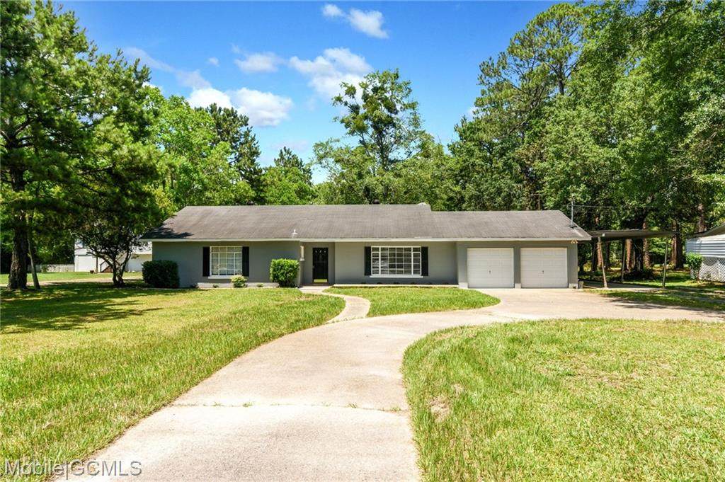 424 Bayou Sara Avenue - Photo 1
