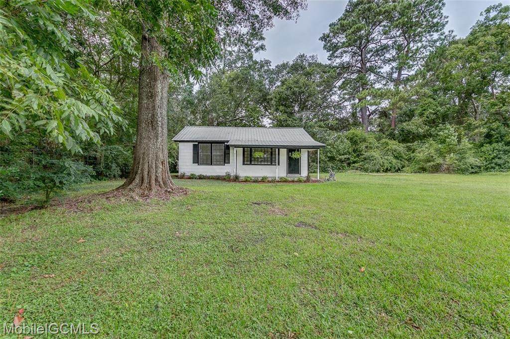 702 Jemison Street - Photo 1