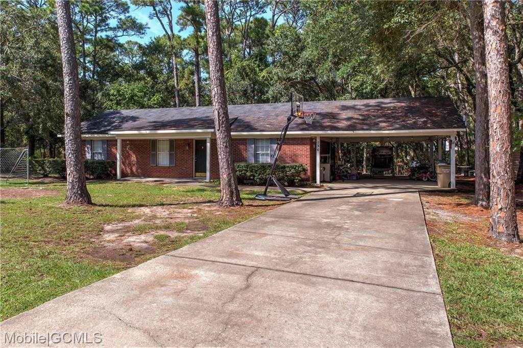 136 Orleans Drive - Photo 1