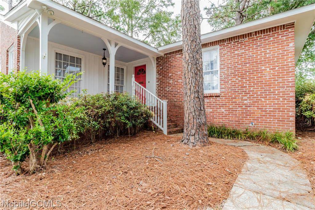 2924 Gaslight Lane - Photo 1