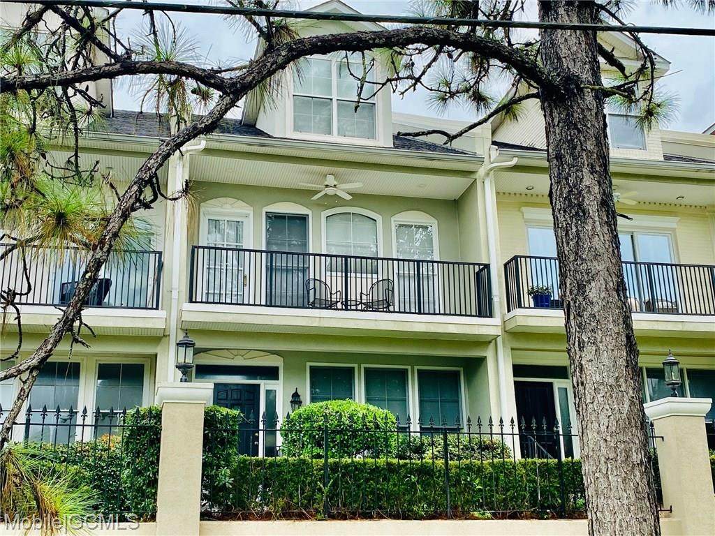103 Fairhope Court - Photo 1