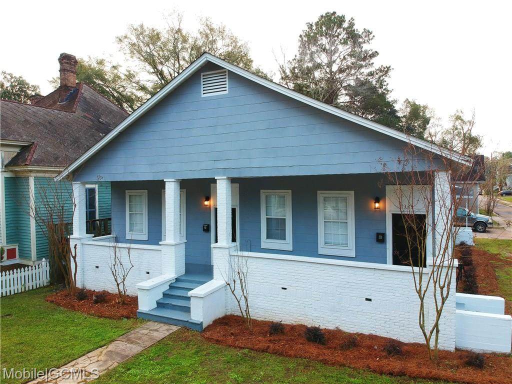 1323 Old Shell Road - Photo 1