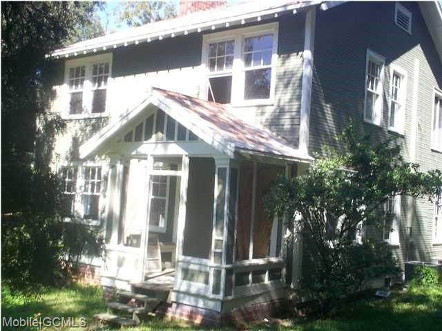 309 4TH Street - Photo 1