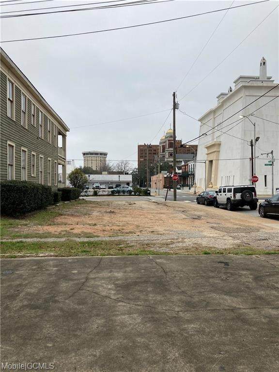 50 Claiborne Street - Photo 1