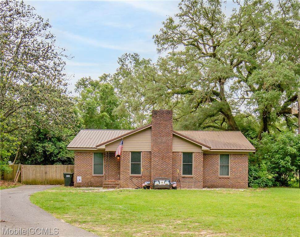 45700 Highway 31 - Photo 1