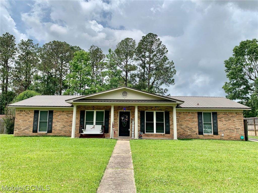 215 Tavares Drive - Photo 1