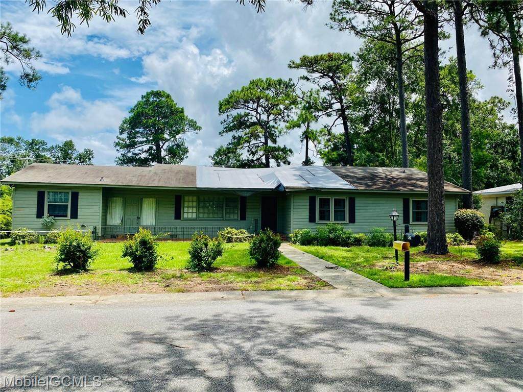 421 Fairwood Boulevard - Photo 1