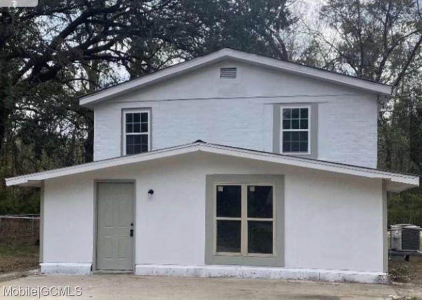1017 Smith Avenue - Photo 1