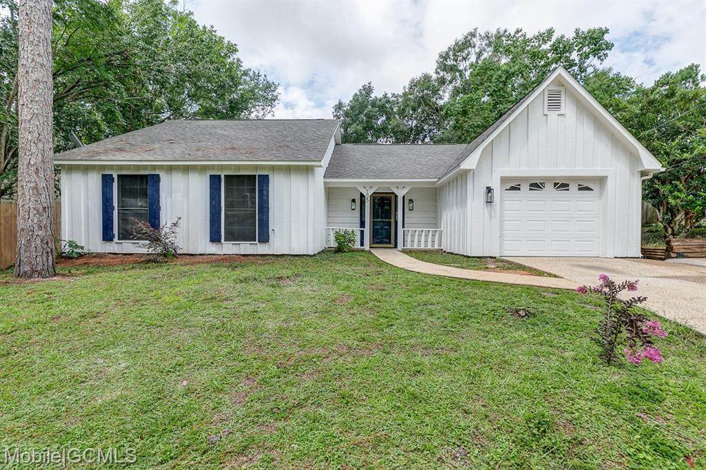 105 Montclair Loop - Photo 1
