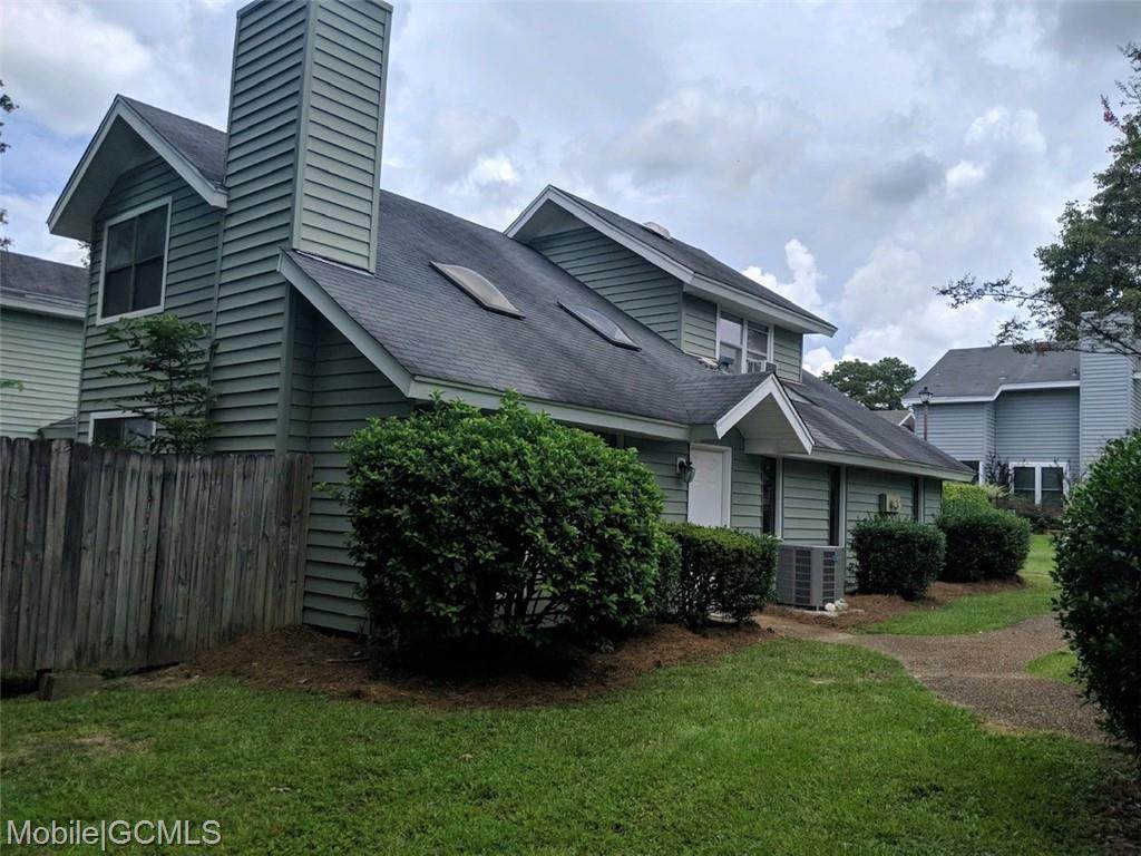 6449 Cedar Bend Court - Photo 1