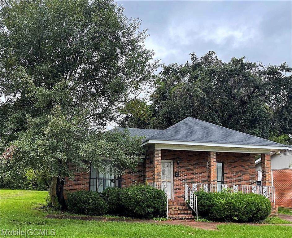 827 Easterling Street - Photo 1