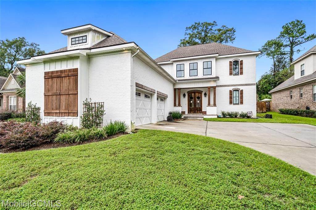 605 Bishop Lane - Photo 1