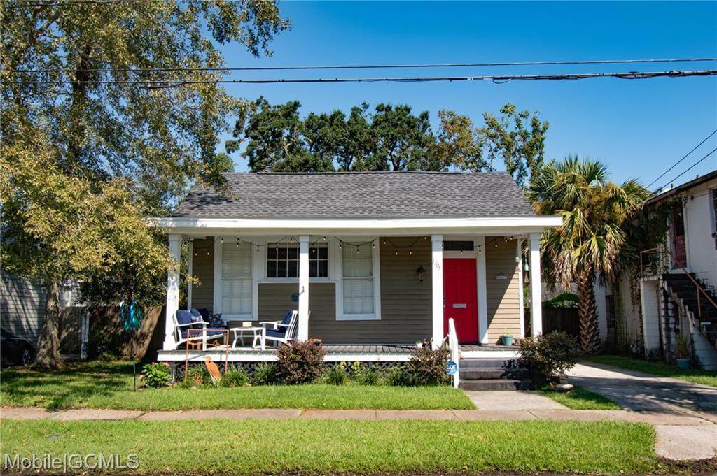 1706 Mcgill Avenue - Photo 1