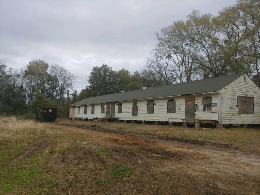 1106 Jackson Avenue - Photo 1