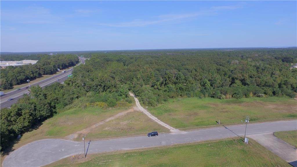 5245 Business Parkway - Photo 1