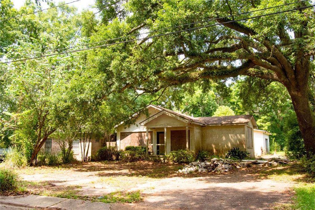 810 Sullivan Avenue - Photo 1