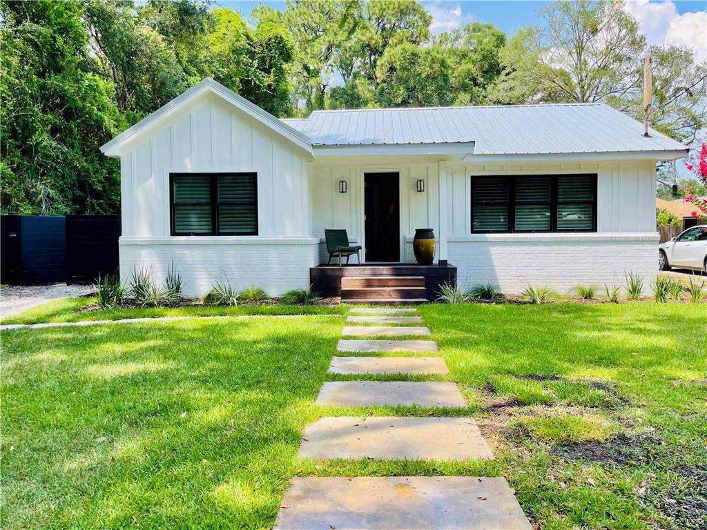 371 Pecan Avenue - Photo 1
