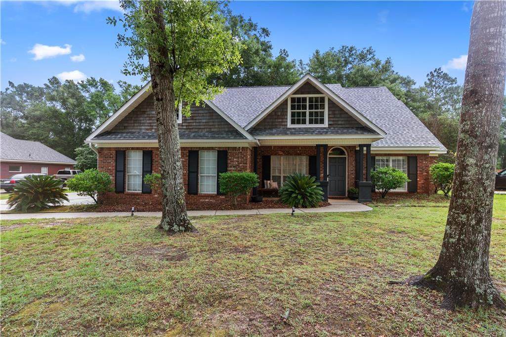 27038 Creekwood Drive - Photo 1