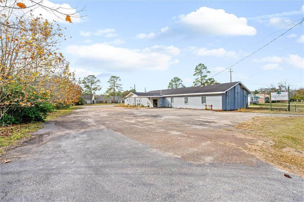 14250 Wintzell Avenue - Photo 1