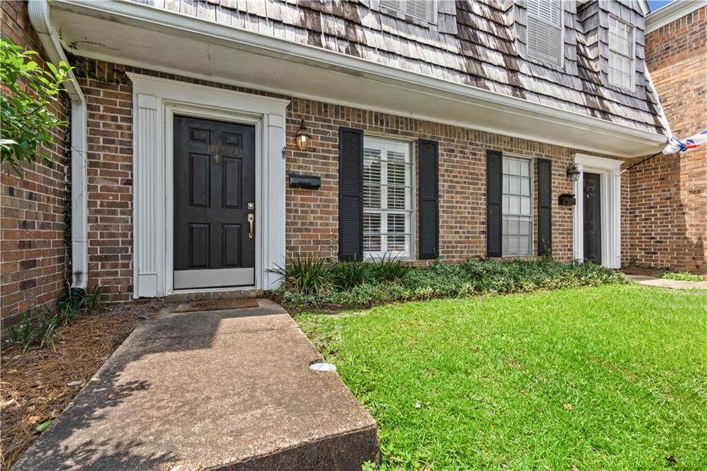 100 Du Rhu Drive - Photo 1