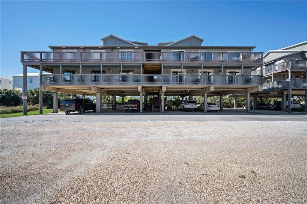 1041 West Lagoon Avenue - Photo 1