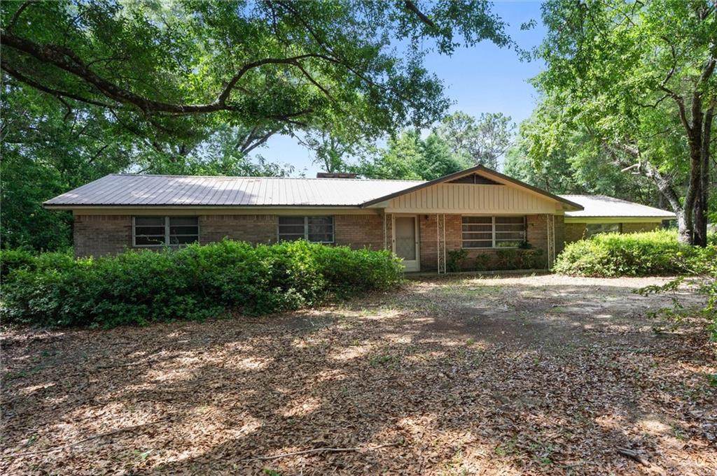 2950 Pinetucky Road - Photo 1