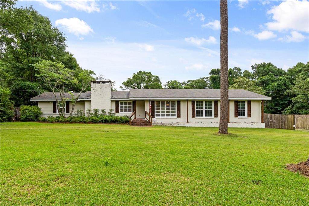 363 Mcqueen Avenue - Photo 1